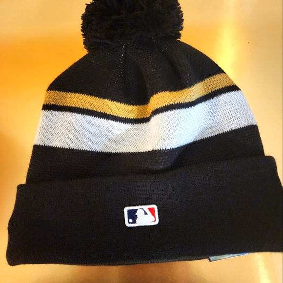 Los Angeles Dodgers New Era MLB 2024 World Series Champions Locker Room Beanie - Picture 2 of 6